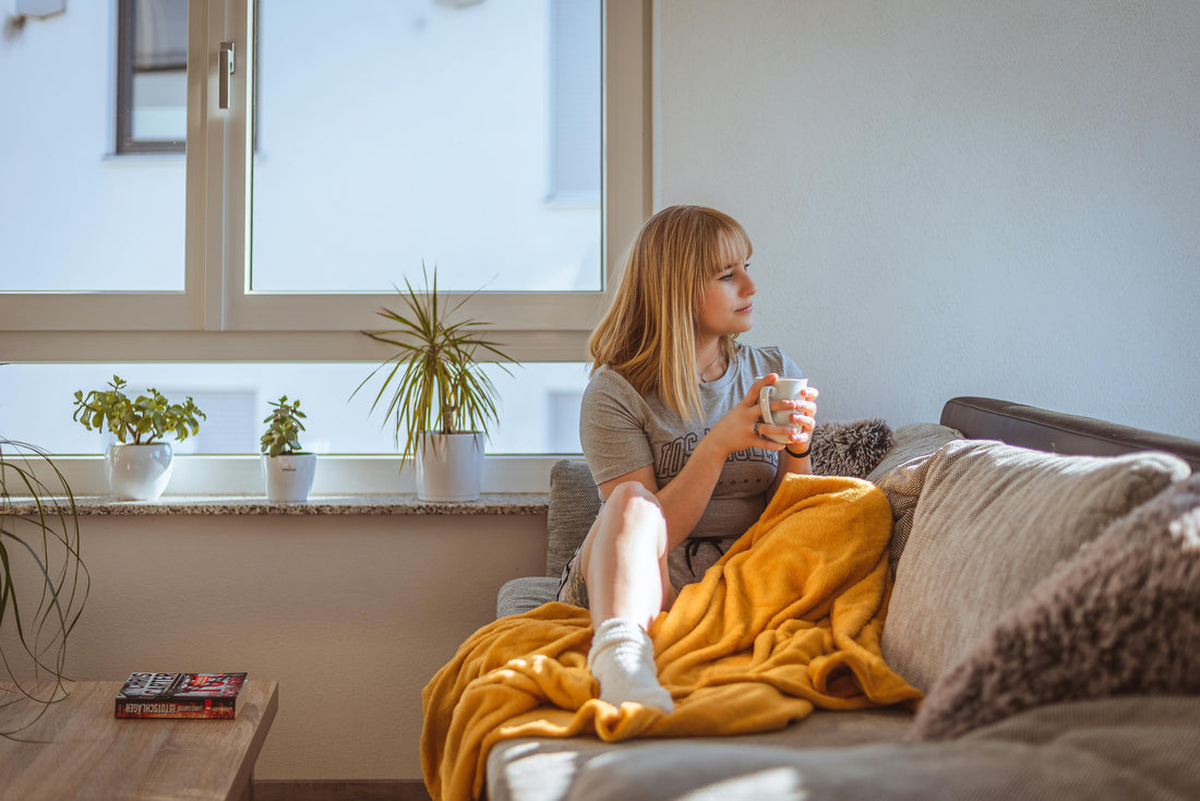 Stress im Alltag: Warum kleine Pausen entscheidend sind und wie Tee-Rituale helfen können